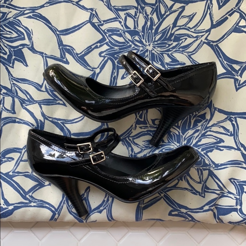 MIA Mary Jane Pumps